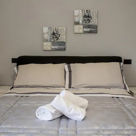 לינה וארוחת בוקר Xenia